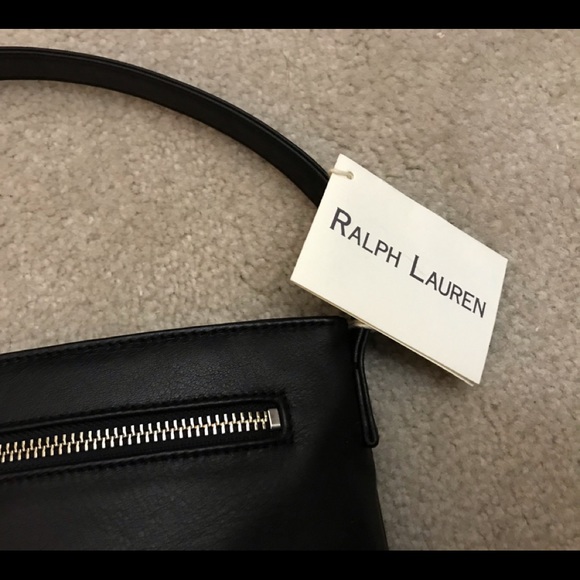 Ralph Lauren black leather crossbag. - Picture 7 of 7